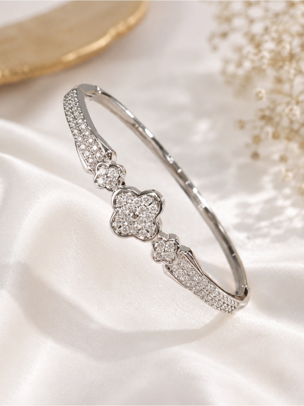 Silver Four Leaf Clover Crystal Bangle Bracelet Luxury Sparkly Jewelry